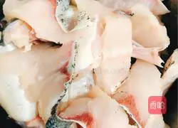 Illustration of how to make pickled fish that can be eaten in soup 1