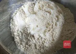 Xinwen Gourmet Yellow Rice and Rose Fried Cake Recipe Illustration 3