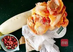 Illustration of how to make peanut, soybean, white radish and chicken soup 2