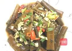 Illustration of how to make cold seaweed bamboo shoots 16