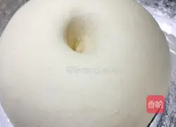 Illustration of how to make fried buns 1