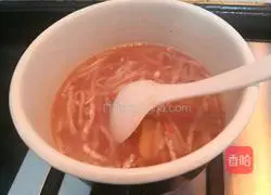 Illustration of how to make shredded radish and shrimp soup 12