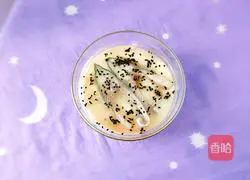 Illustration of how to make black sesame fish and egg custard 12