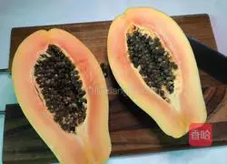 Illustration of how to make yogurt papaya cup 6