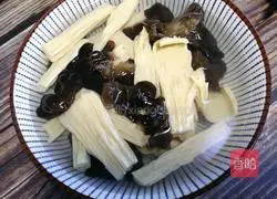 #Hebei cuisine#Illustration of how to make fungus mixed with yuba 5