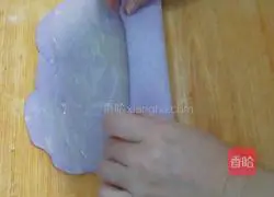 Illustration of how to make purple sweet potato cake with perilla filling 10