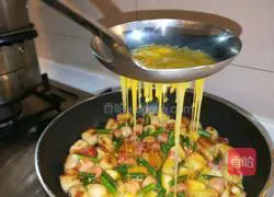 Xinwen Gourmet Internet celebrity steamed buns transformed into egg and ham cakes illustration 11