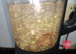 Illustration of how to make peanut, soybean and millet soy milk 5