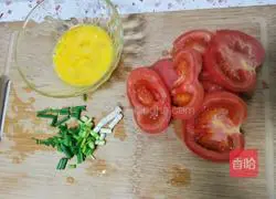 Illustration of how to make scrambled eggs with tomatoes 1