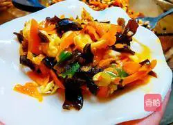 Illustration of how to make vegetarian dumplings with three fresh fillings 8