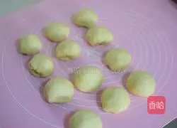 Illustration of how to make bean paste snack buns 4