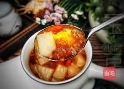 Illustration of how to make peach gum stewed with snow pear 10