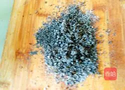Illustration of how to make black sesame glutinous rice balls 4