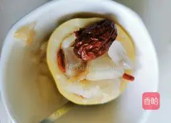 Illustration of how to make rock sugar, snow pear and apple soup 4