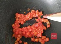 Illustration of how to make tomato and egg soup 8