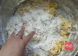 Illustration of how to make pumpkin steamed buns 6