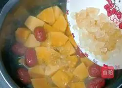 Recipe for red date and papaya milk soup 5