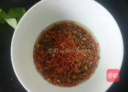 Illustration of how to make hot and sour tomato soup 7