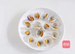 Illustration of how to make steamed eggs with clams 2