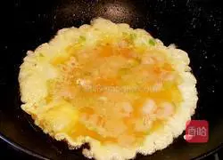 Illustration of how to make shrimps and eggs 4