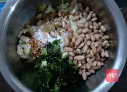 Illustration of how to make spicy peanut and Chinese cabbage 5