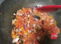 Illustration of how to make tomato beef soup 9