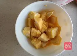 Illustration of how to make fried gold and silver steamed buns 3