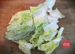 Illustration of how to make crab-flavored mushroom, cabbage and tofu soup 4