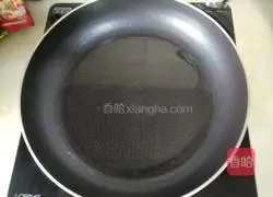 Minced meat and cucumbers Illustration of how to make braised noodles with silk noodles 8