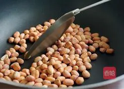 Illustration of making glutinous rice balls 1