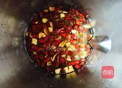 Illustration of how to make red date soy milk 4