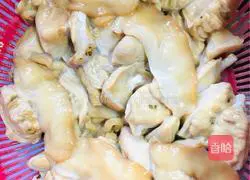 Illustration of how to cook clams and peppers 12