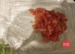 Illustration of how to make tomato stuffed dumplings 2