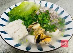 Illustration of how to make Kway Teow Soup 10