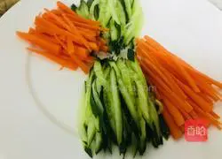 Illustration of how to make Northeastern salad 5