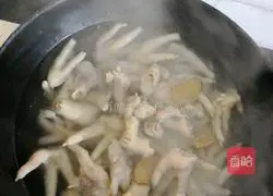 Internet celebrity chicken feet recipe illustration 3