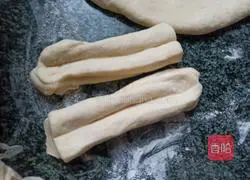 Home version of fried dough sticks recipe illustration 5