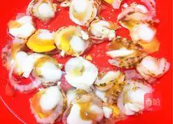 Illustration of how to make scallop and radish soup 1