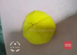 Canned yellow peaches Practice illustration 4