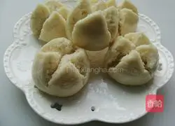 Illustration of how to make steamed buns with fermented rice flour 11