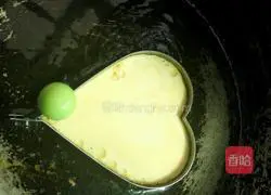 Illustration of how to make corn omelette 3