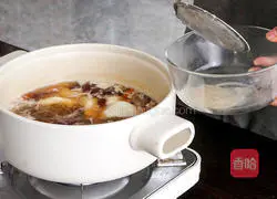 Blood-boosting and stomach-warming soup, a must-have recipe for women to nourish and maintain their health.Illustration 4