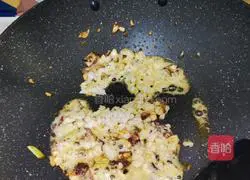 A bowl of fried noodles Practice illustration 4