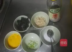 Seaweed and Egg Drop Soup (Innovative Version) Recipe Illustration 1