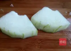 Winter Melon and Meatball Soup Recipe Illustration 1