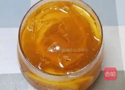 Illustration of how to make lemon iced black tea 15