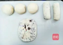 Milk-flavored red bean bun recipe 6