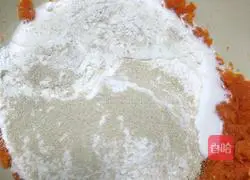 Illustration of how to make carrot blossom steamed buns 4