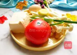 Illustration of how to make light tomato sauce, mushroom and tofu soup in summer 2