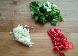 Illustration of how to make cold clam noodles 2